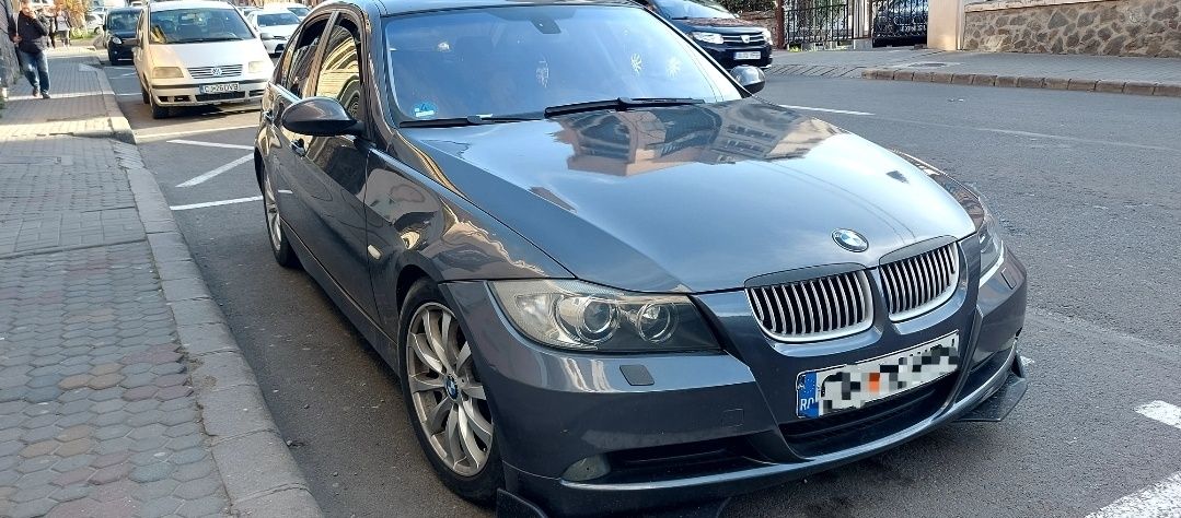 BMW 320D Automat 163cp distribuția față 4500euro