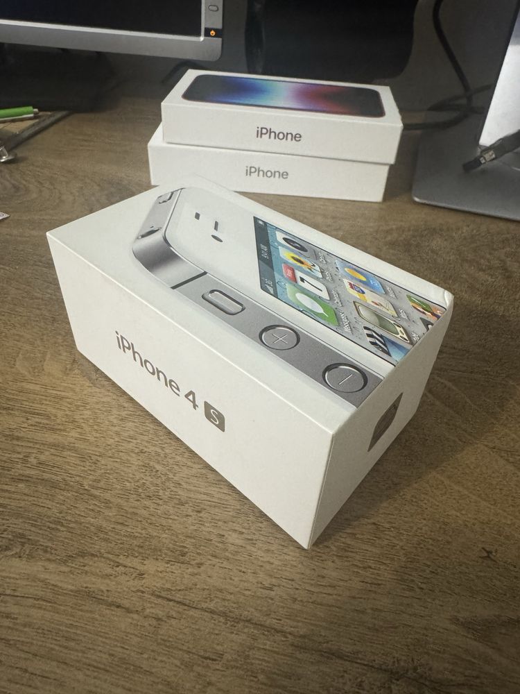 Продавам APPLE iPhone 4s 16GB