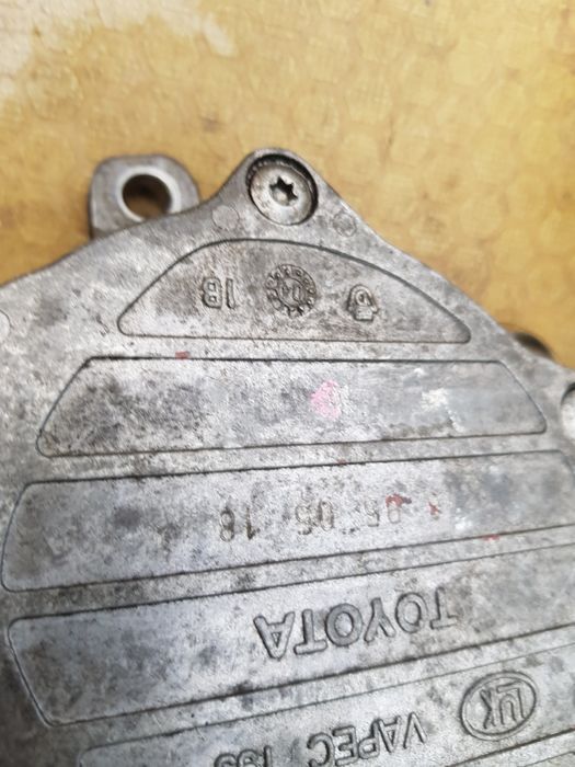 Pompă vacuum toyota corolla verso, avensis,.motor 2,2 D-4D