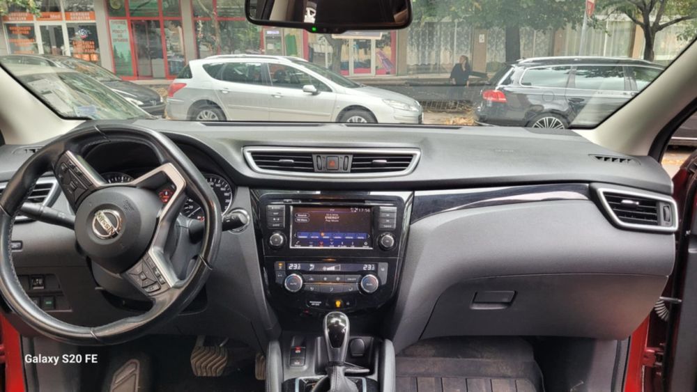 Продава се : Nissan Qachqai 1.3 DIG-T