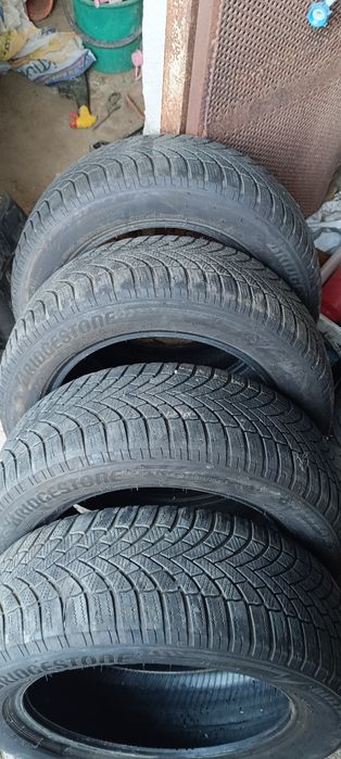 Set 4 anvelope iarna Bridgestone 205 55 16
