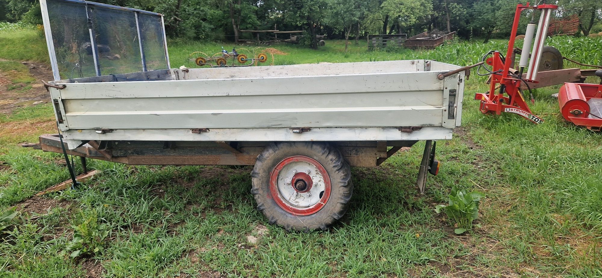 Tractor    Case IH 
85 C
