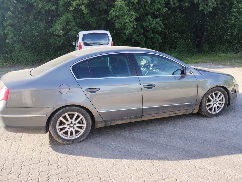 Dezmembrez passat b6 cod motor   CBAB