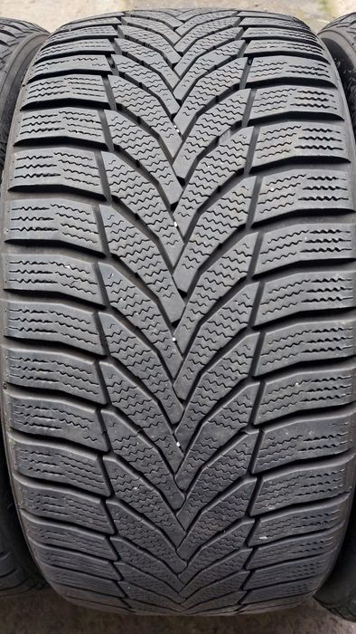 Зимни гуми 235/40/18 Nexen Winguard Sport 4 броя