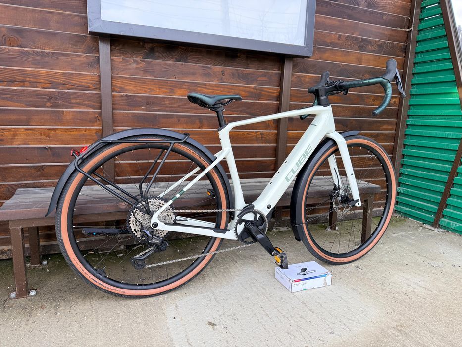 Cube nuroad hybrid 2025 noua