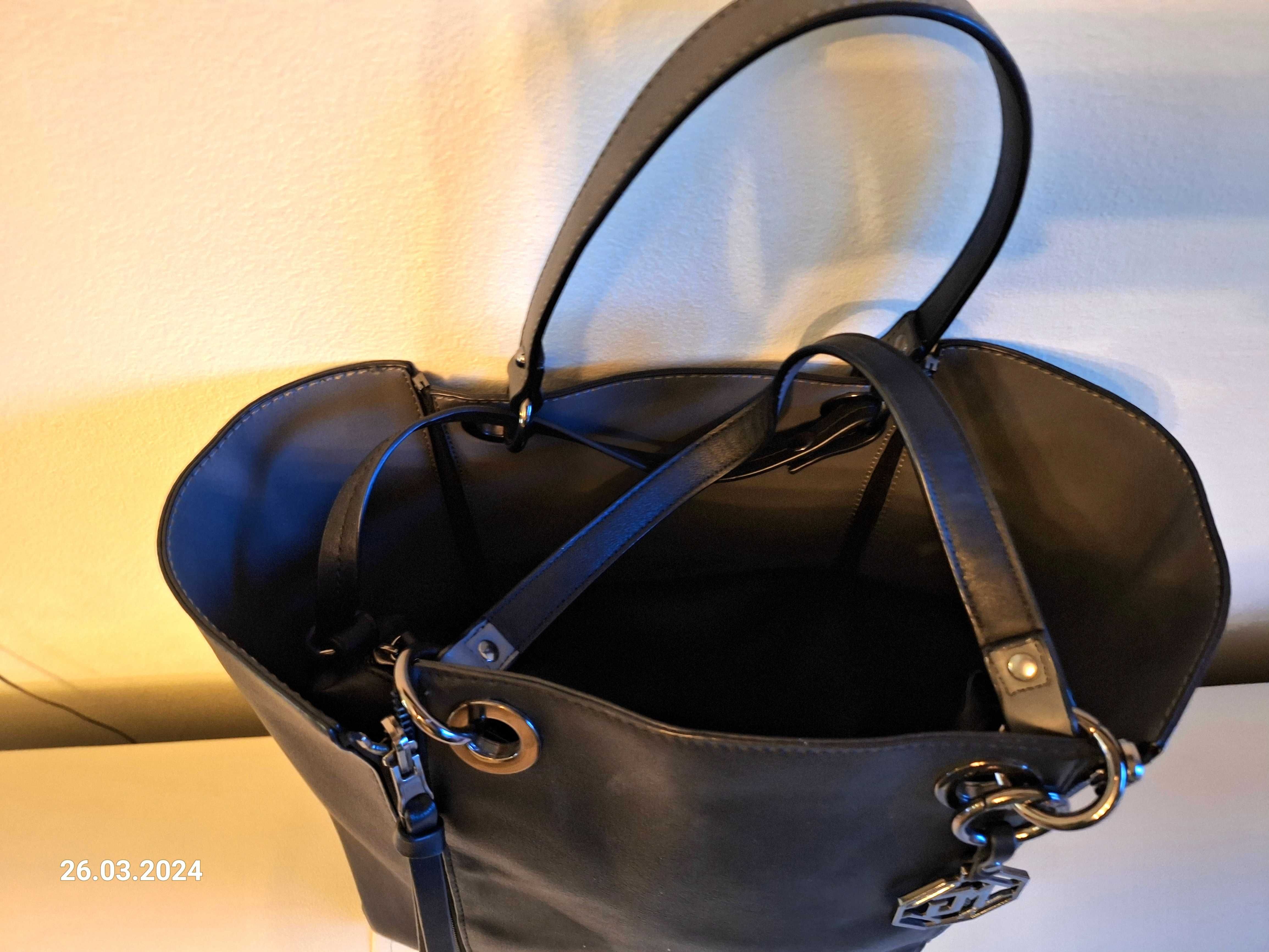 geanta cu doua modalități design - neagra sau gri cu negru