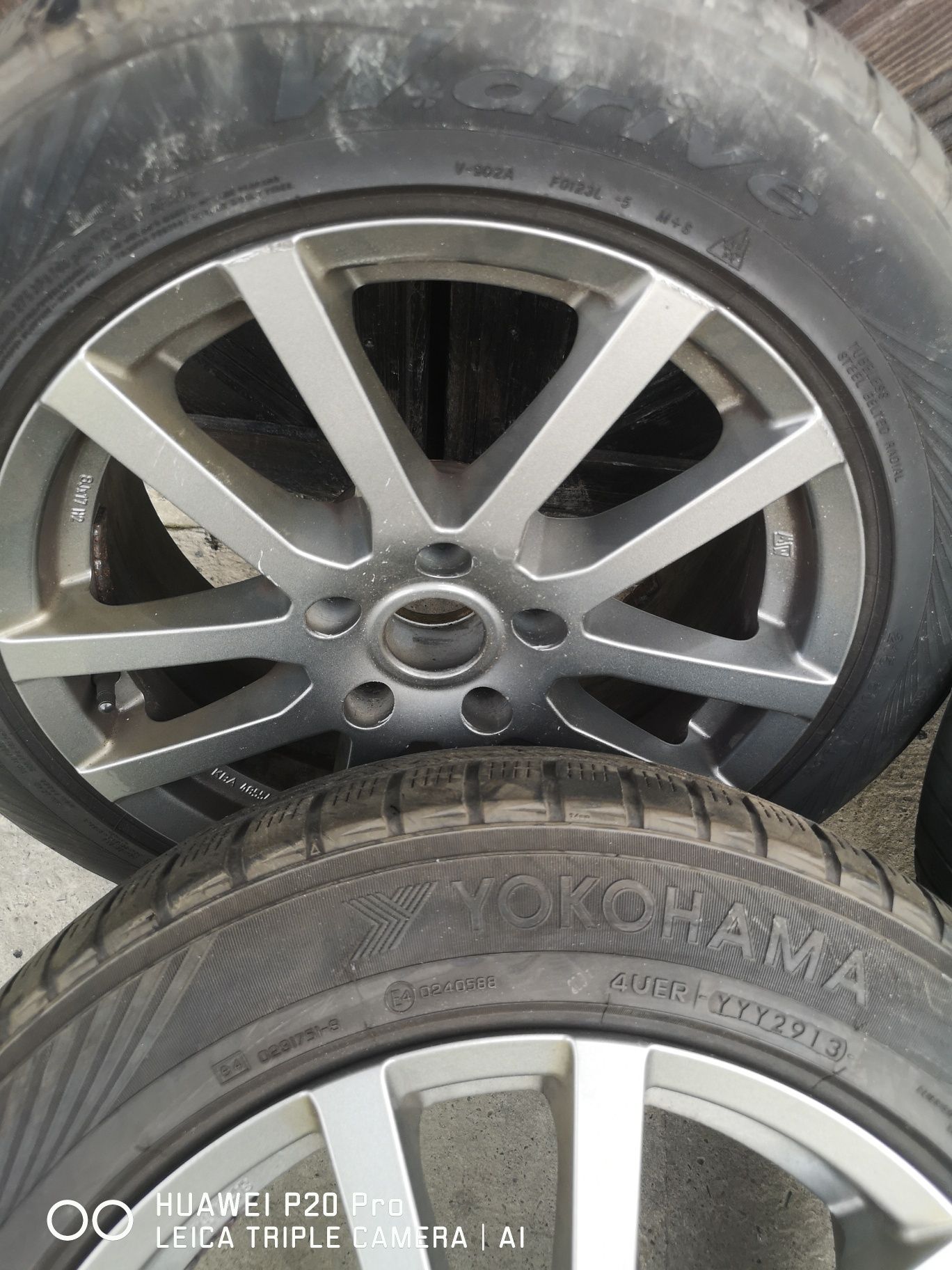 Roți iarnă bmw x3 cu dimensiunile 215 /60/17