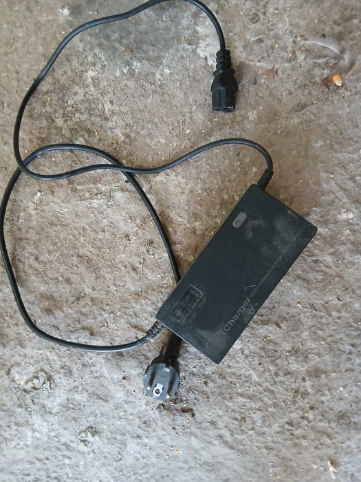 Vând scuter electric cu pedale