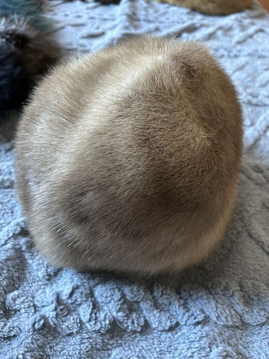 Продам норковые шапки