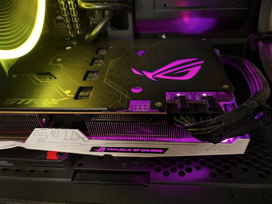 GTX 1080 Ti ROG Strix 11GB VRAM DDR5X 352-bit