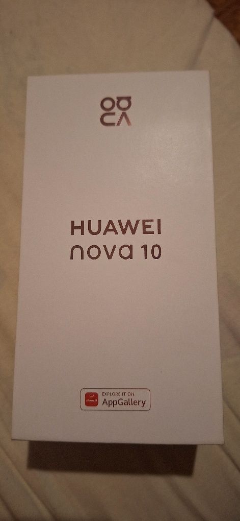 Продавам Huawei Nova 10