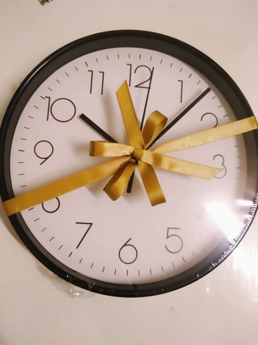 Ceas analogic,de perete