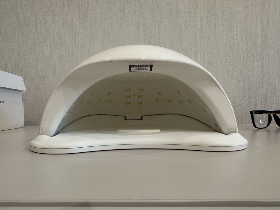 UV лампа за гел лак