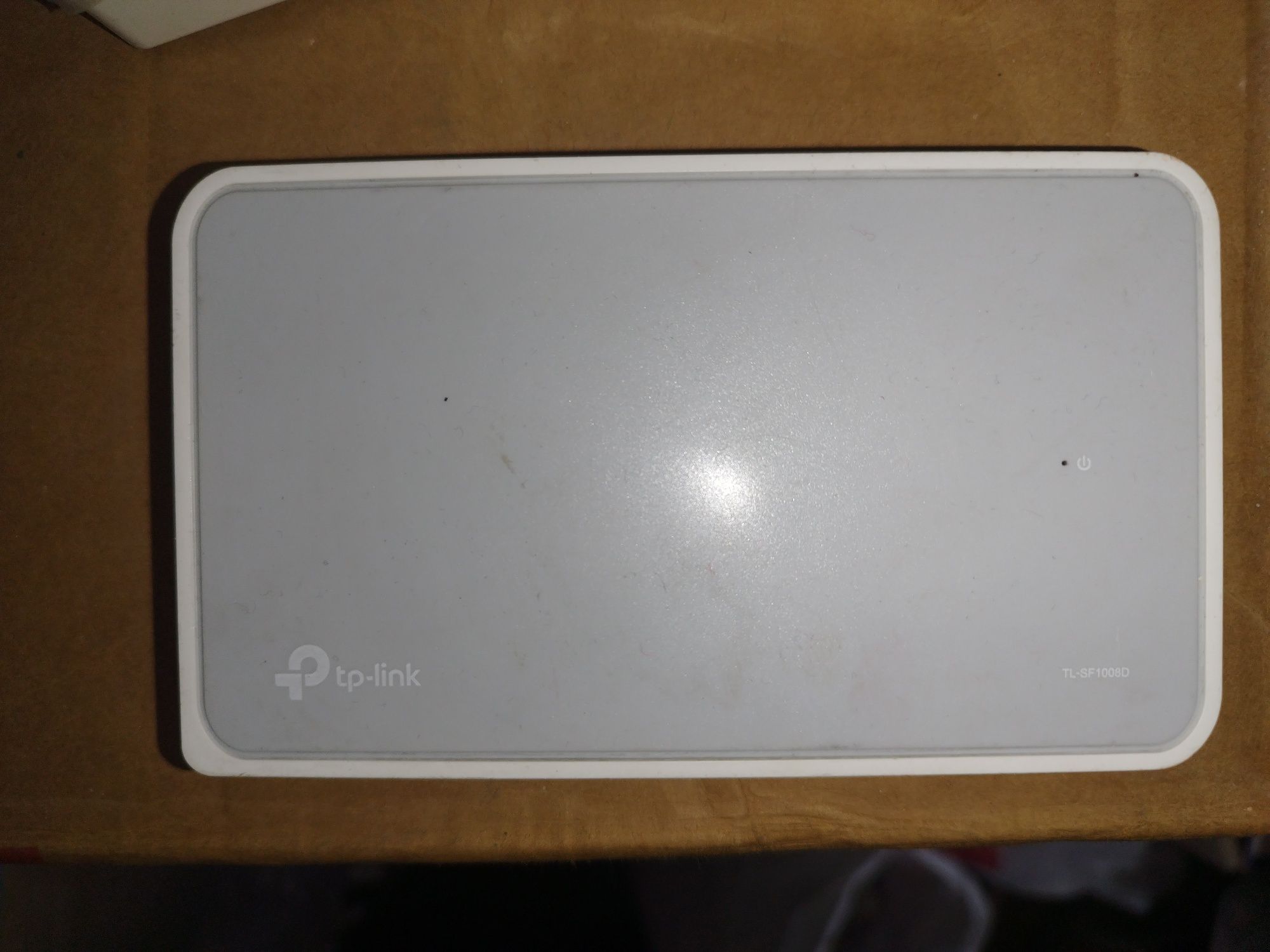 Hub Switch 8 port Kommuntator 8 port  Свитч 8 портнов