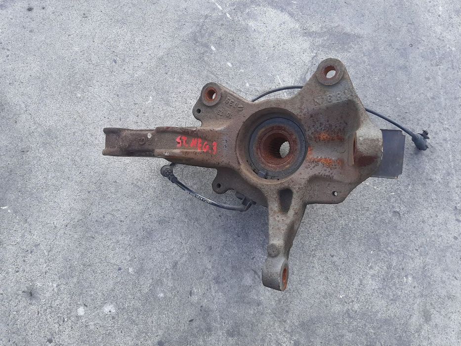 fuzeta stanga fata renault megane 3