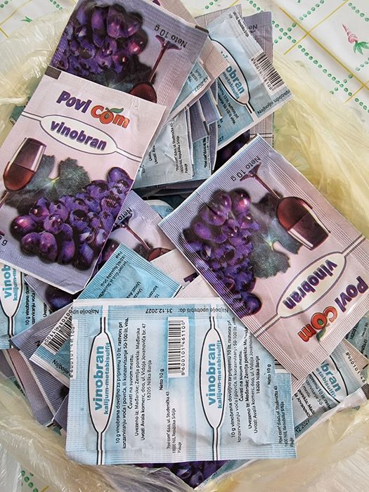 Vinobran Praf de limpezirea vinului Valabil 2027