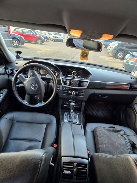 Mercedes Benz E220 an 2009 diesel automat