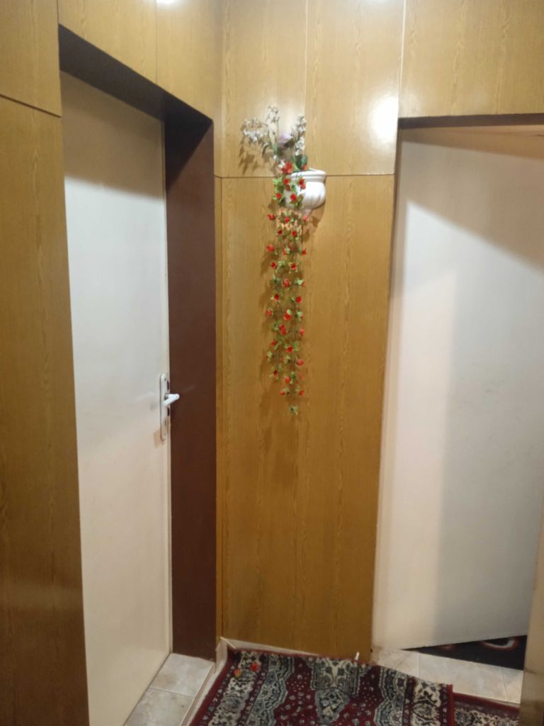 Продава се Четиристаен апартамент в Силистра, Център - 120 кв.м за 584 €/кв.м - Снимка #4