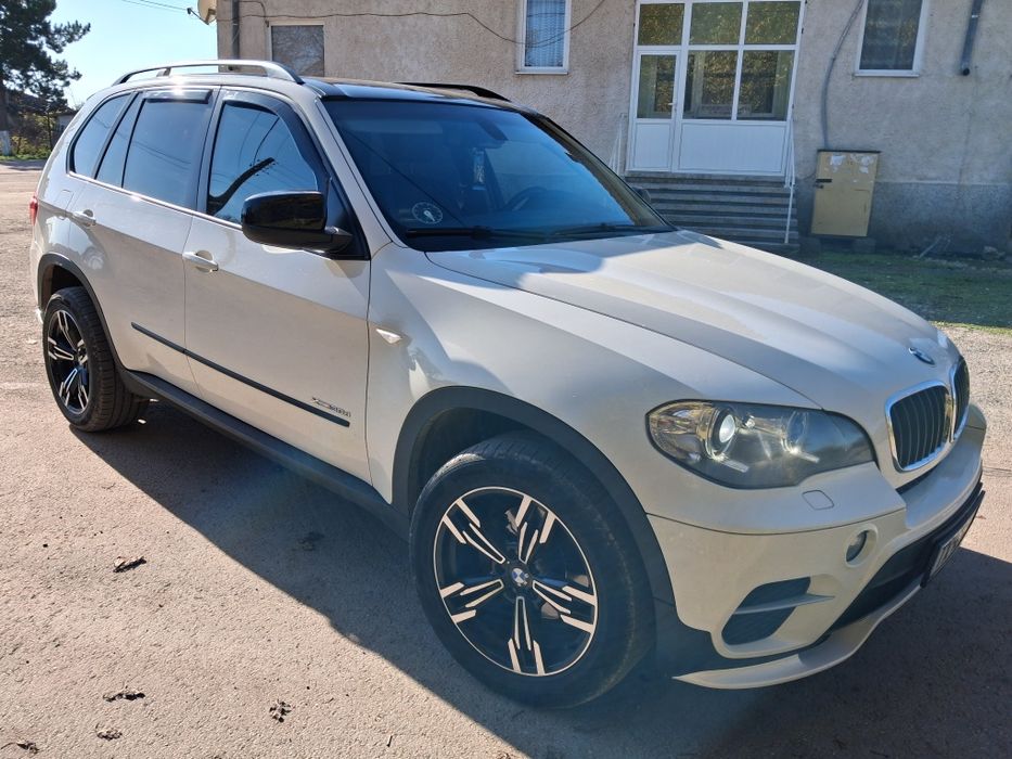Продавам BMW X5 X drive 3000cc дизел