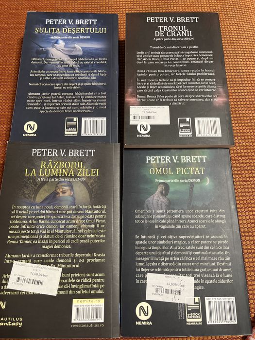 Seria Demon , 4 volume