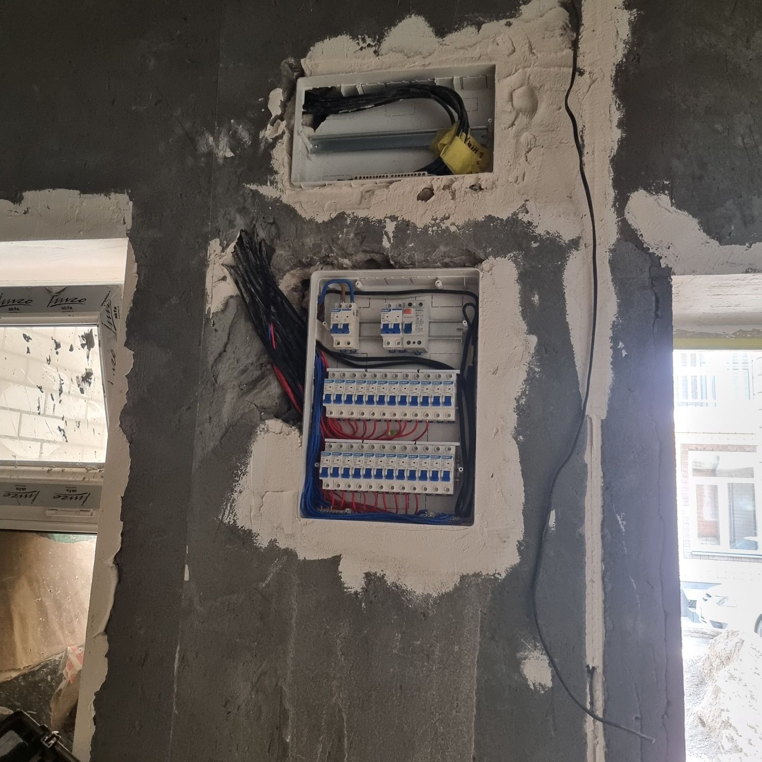 Услуги Элэктирик монтаж установка Аварийная замена ремонт
