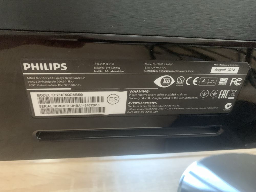Монитор Philips 23.4