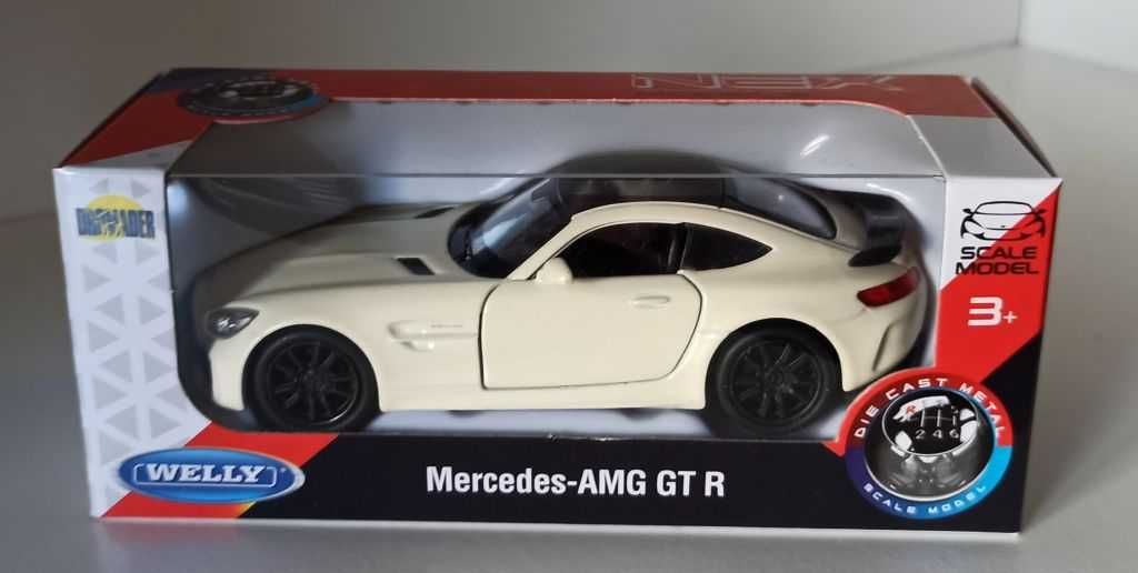 Macheta Mercedes AMG GT-R (C190) 2018 crem - Welly 1/36