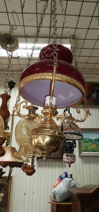 Lampă electrică elegantă din opalin, cu elemente din bronz și alamă, p