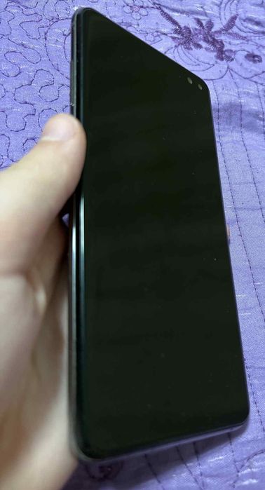 S10+  se vinde pentru piese sau ca atare