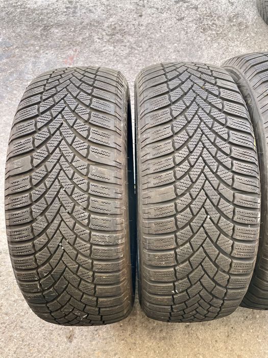4 броя Зимни Гуми 205/55/16 BRIDGESTONE LM 005