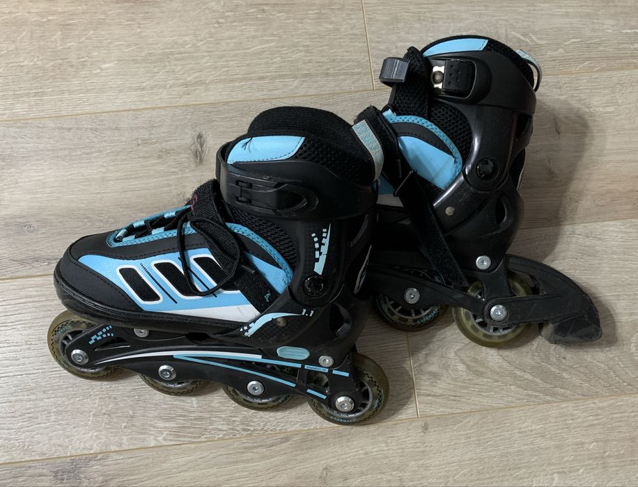 Vand role, marca Firefly, marime 33-36