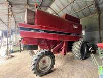 Combina Case IH Axial 1660E