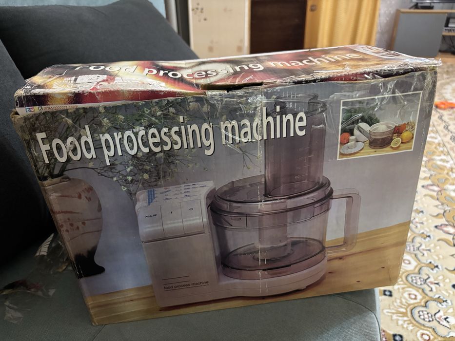 Продам кухонный комбайн