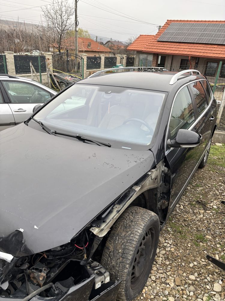 Dezmembrez Passat B6 2.0 TDI 140 cp BMR/BKP