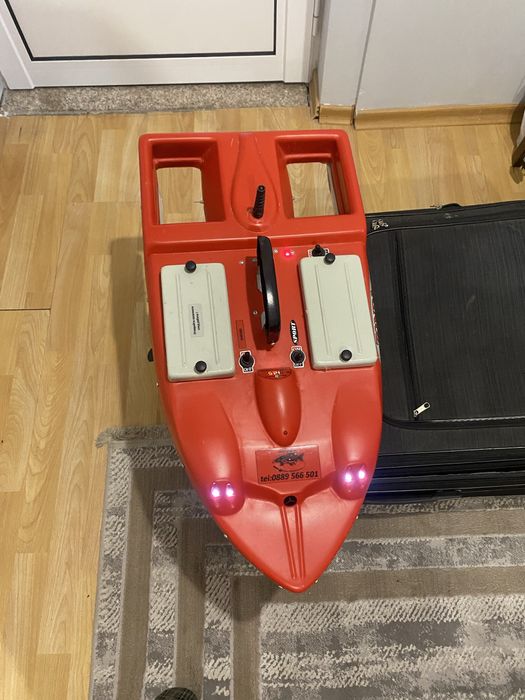 Лодка за захранка Zonda sport