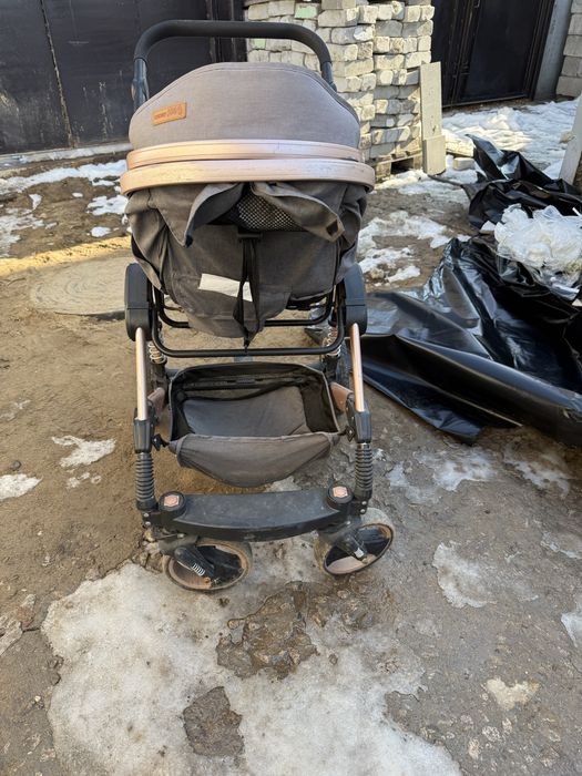 Продам коляску срочно