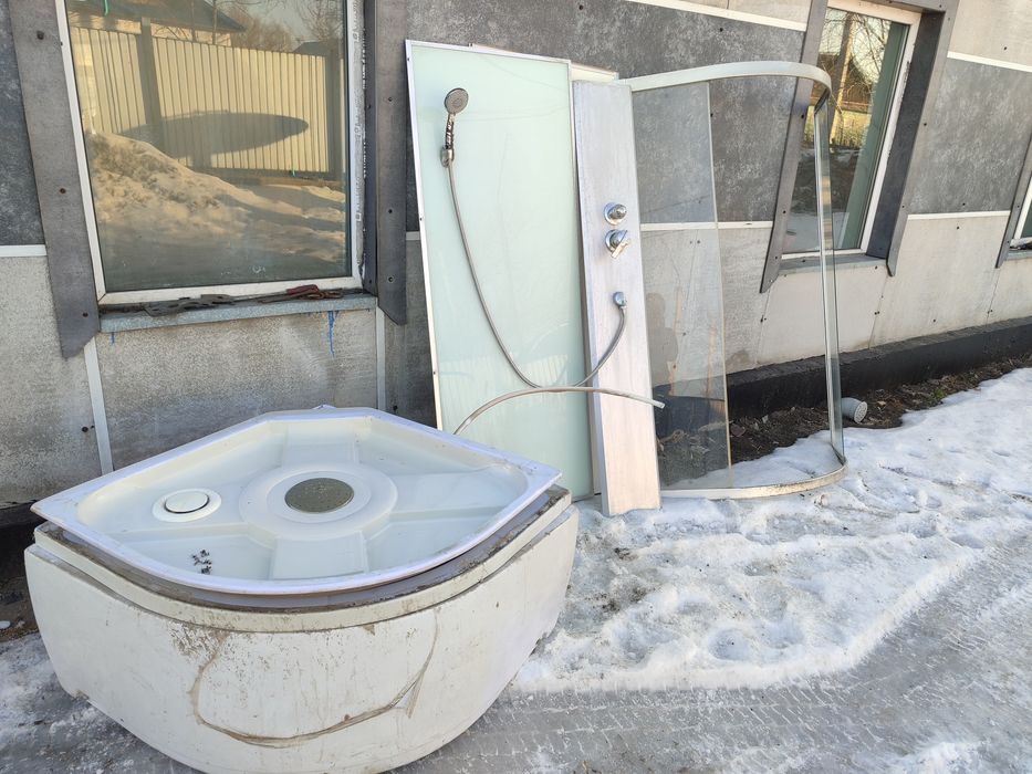 Продам душевую кабину