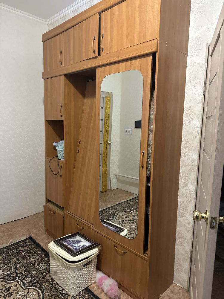 Продаю шкаф для одежды