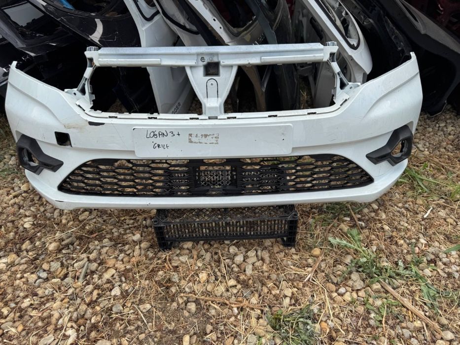 Bara fata + grile Dacia Logan 3 2020/2021/2022/2023