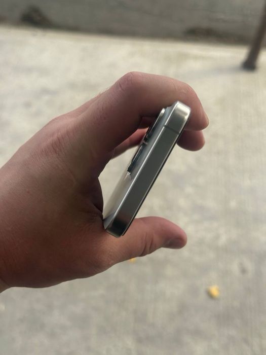 Iphone 15 pro sotiladi