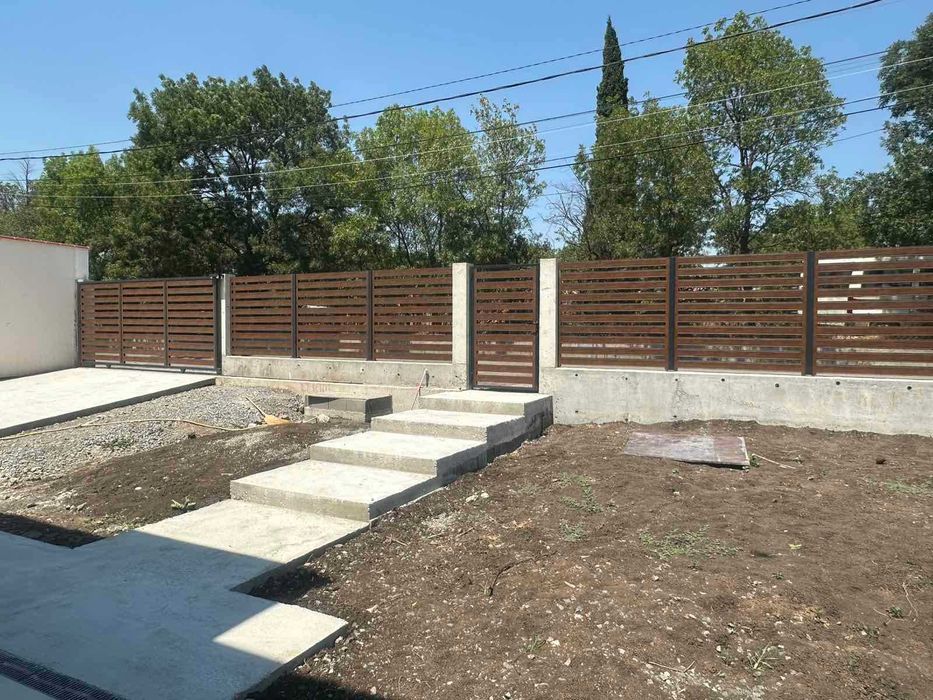 Метална ограда за двор Ранчо, хоризонтална ограда, щора