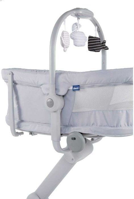 Chicco вибрационна кутия за бебе 4 в 1