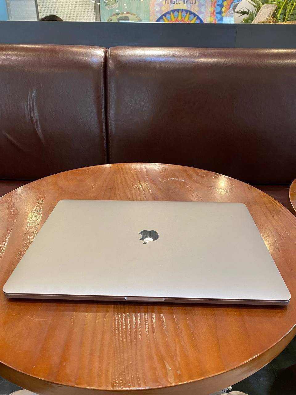 Macbook pro 16 inch 2019