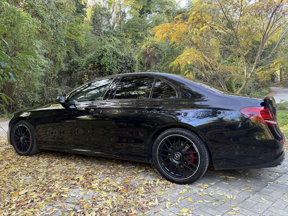 Mercedes E220d AMG/Designo