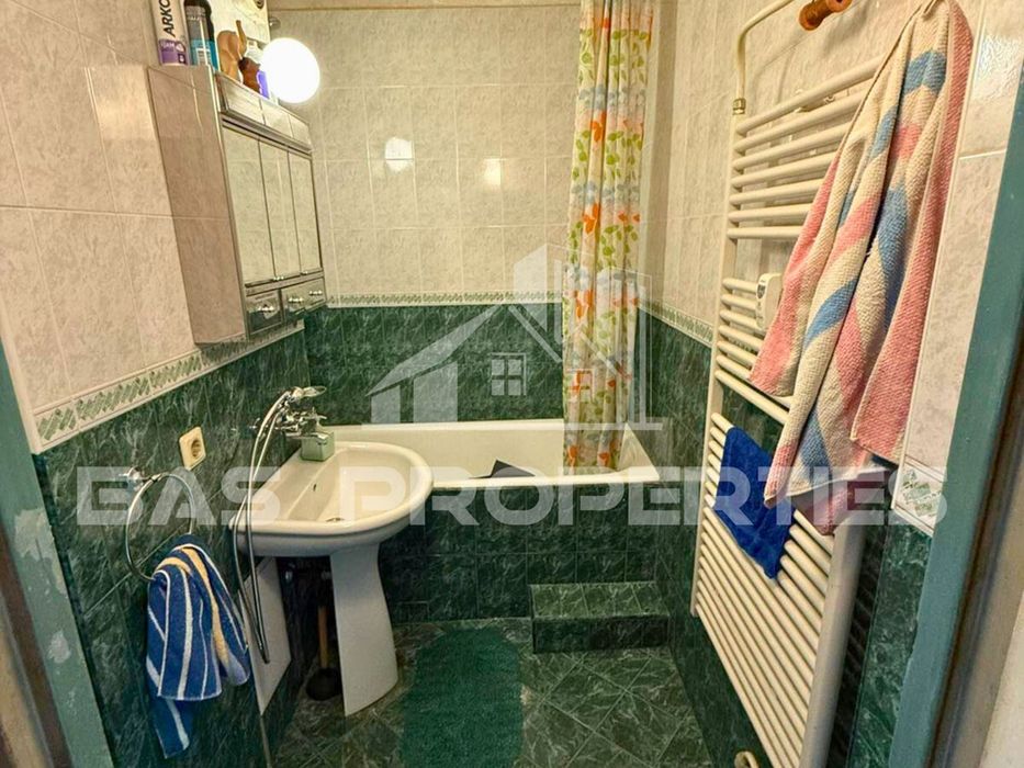 Продава се Тристаен апартамент в София, Красна поляна 3 - 84 кв.м за 2000 €/кв.м - Снимка #12