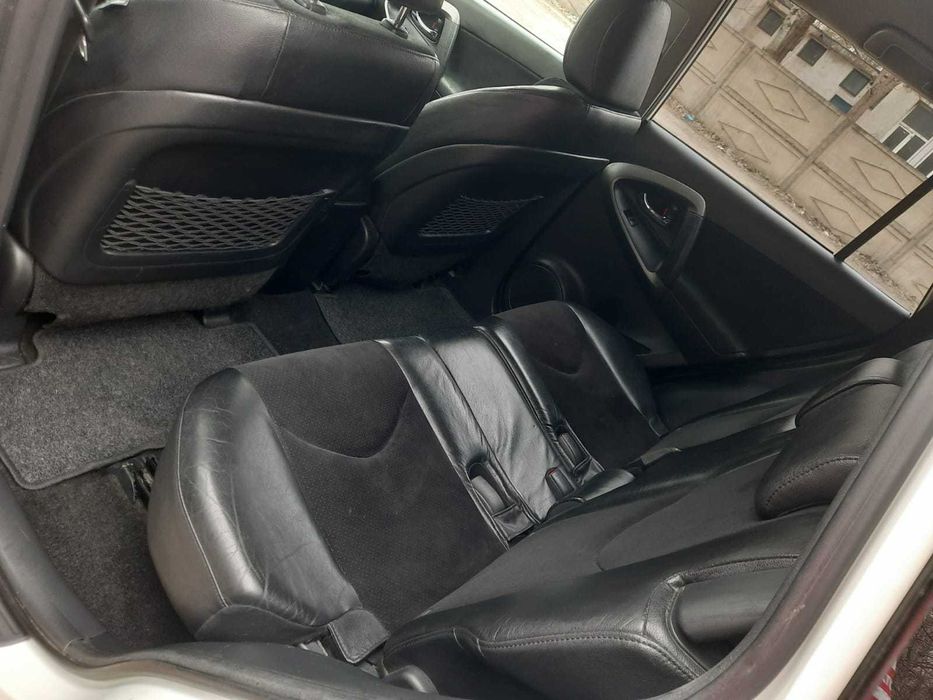 TOYOTA RAV 4 III, automata