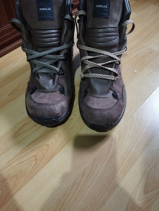 Vând Ghete-Bocanci Drumeți piele intoarsa