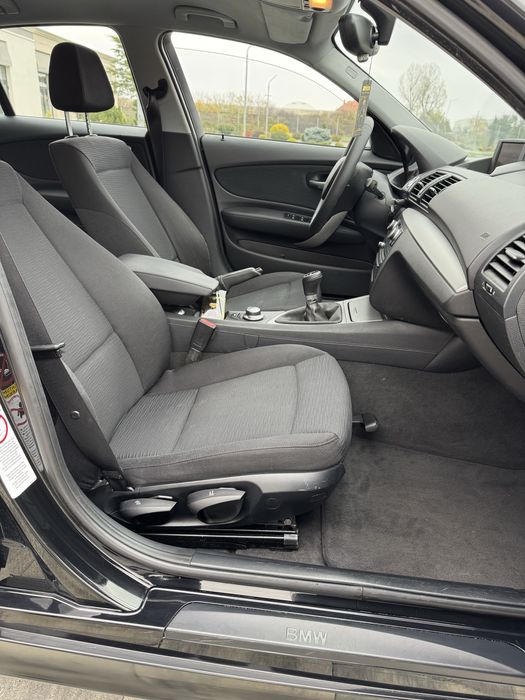 Bmw seria 1 facelift model 118d 2008 navi/incalzire scaune!