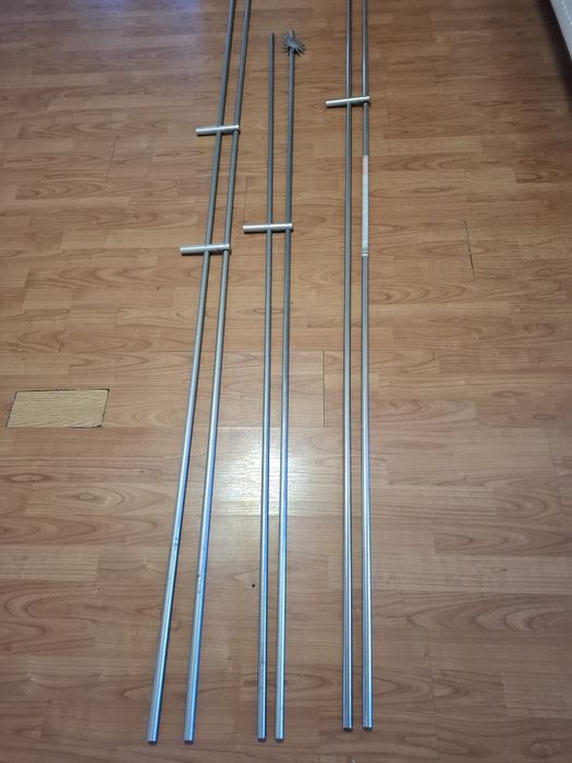 Galerii metalice și de lemn perdea