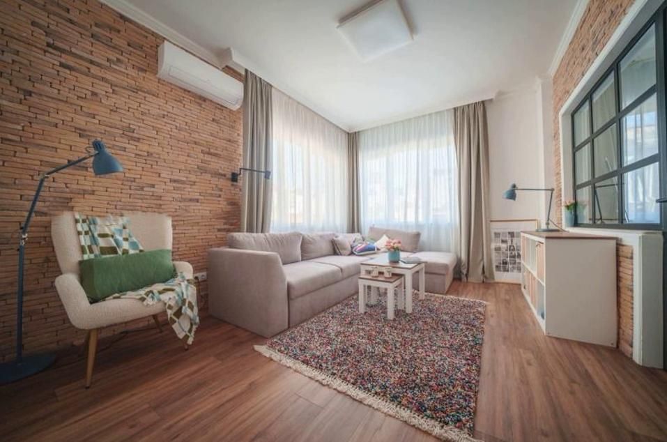 Многостаен, продажба, Център